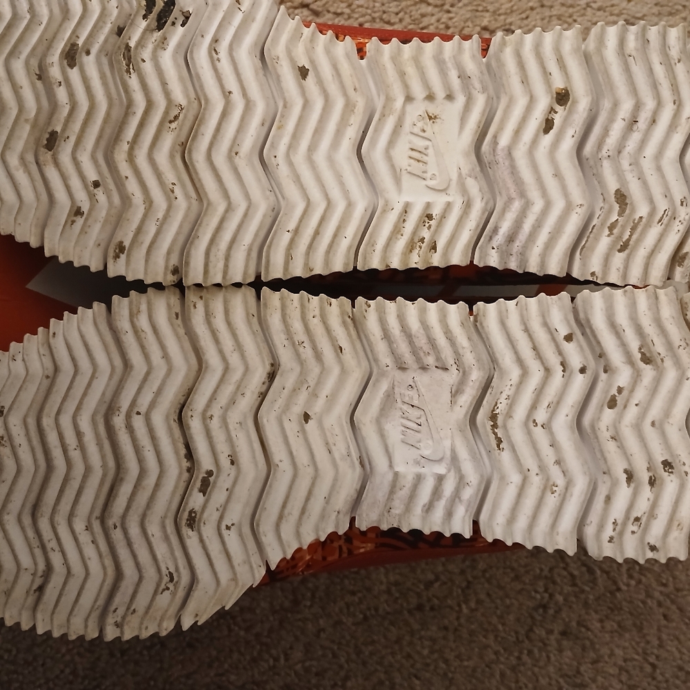 MENS SHOES